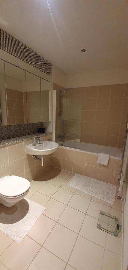 Liffey Suites Дъблин Екстериор снимка